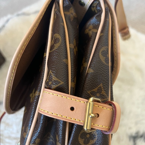 🛑 SOLD 🛑 Louis Vuitton Saumur 30 with BRAND NEW LEATHER FROM LV Atelier - Picture 7 of 13